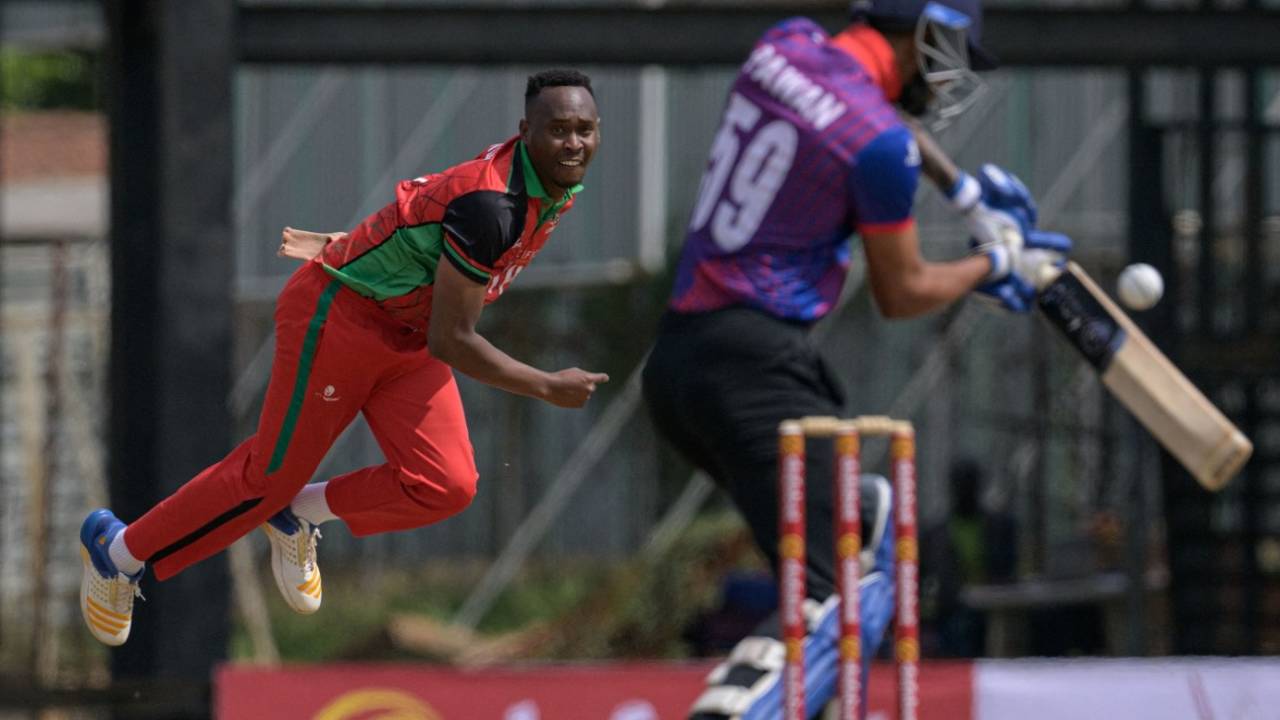 Emmanuel Bundi delivers, Kenya vs Nepal, 2nd T20I, Nairiobi (Gym), August 26, 2022