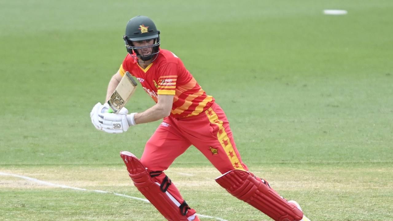 Sean Williams taps to the off side, Australia vs Zimbabwe, 2nd ODI, Townsville, August 31, 2022