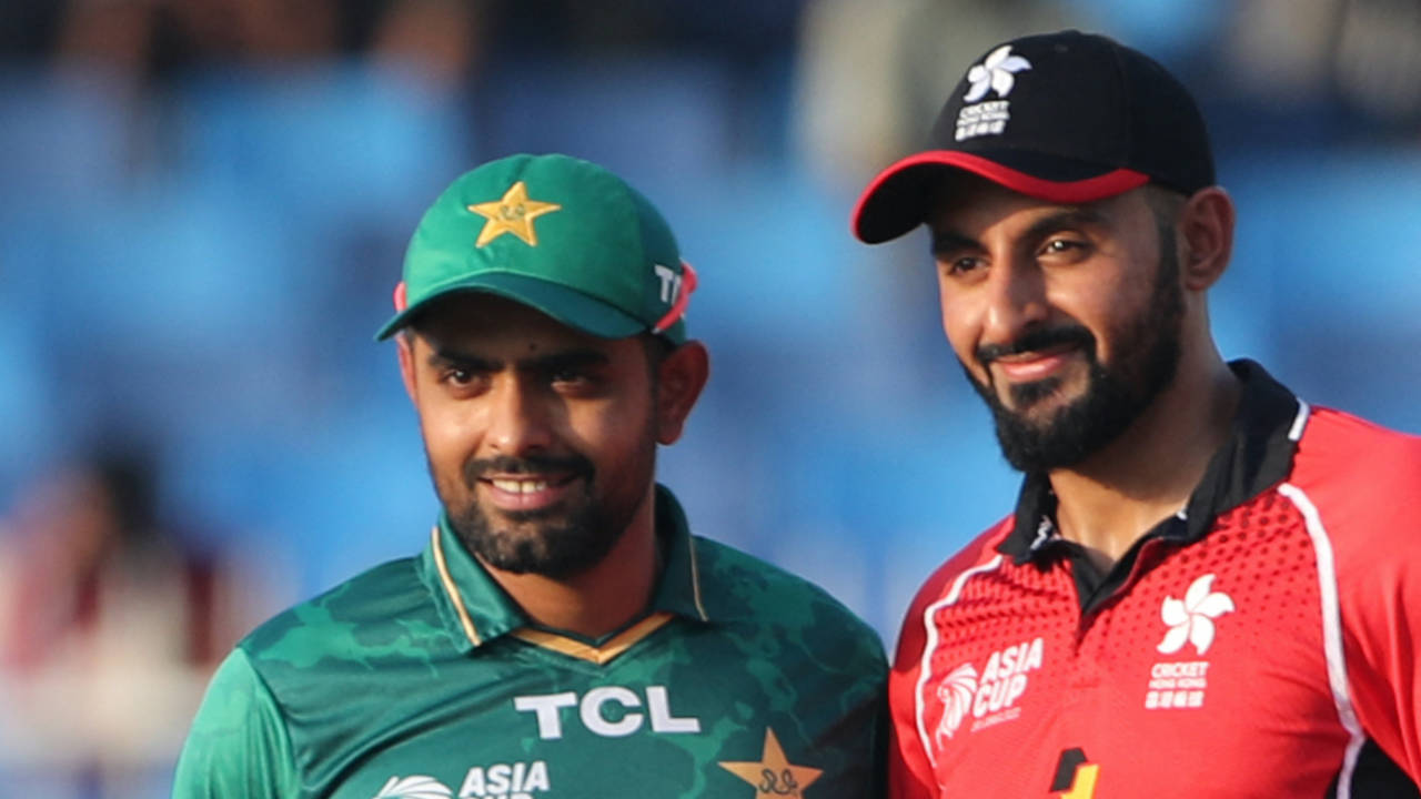 Captains Babar Azam and Nizakat Khan at the toss, Hong Kong vs Pakistan, Men's T20 Asia Cup, Sharjah, September 2, 2022
