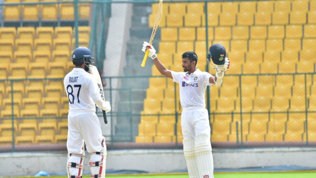 Abhimanyu Easwaran celebrates his century, India A vs New Zealand A, 1st unofficial Test, 3rd day, Bengaluru, September 3, 2022