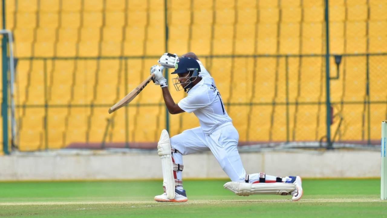 Tilak Varma drives off the front foot, India A vs New Zealand A, 1st unofficial Test, 4th day, Bengaluru, September 4, 2022