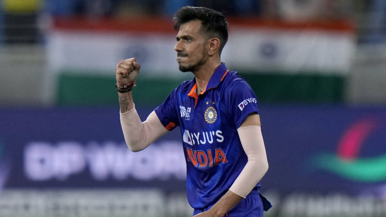 Yuzvendra Chahal celebrates after removing Charith Asalanka, India vs Sri Lanka, Asia Cup, Dubai, September 6, 2022
