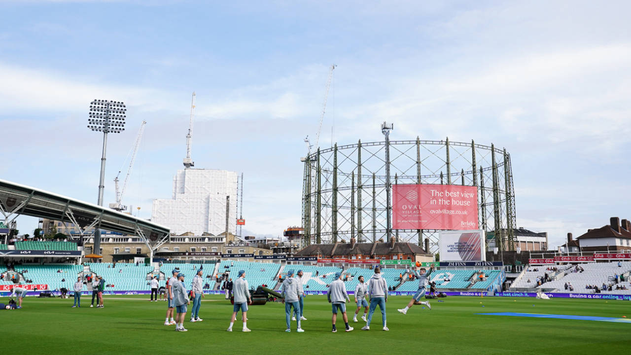 England's players warm up, England vs South Africa, 3rd Test, day 1, Kia Oval, September 8, 2022