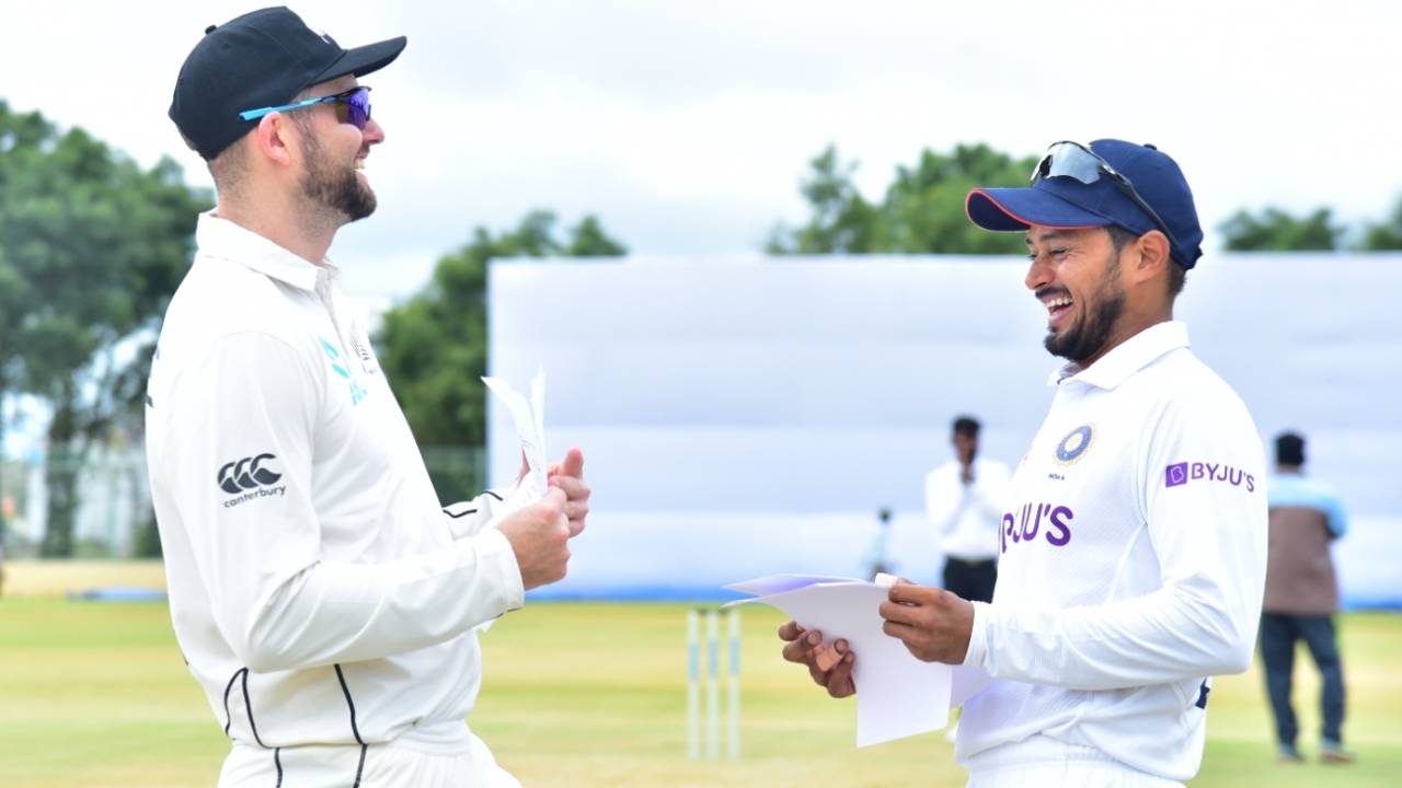 Tom Bruce and Priyank Panchal share a light moment, India A vs New Zealand A, 2nd unofficial Test, Hubballi, 2nd day, September 9, 2022