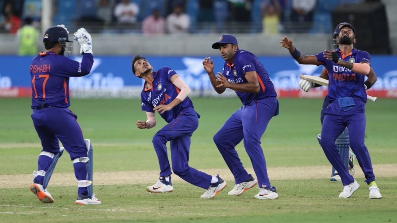 भारत एशिया कप के सुपर 4 में अपने पहले दो मुक़ाबले गंवाकर फ़ाइनल के रेस से बाहर हो गया था&nbsp;&nbsp;&bull;&nbsp;&nbsp;AFP/Getty Images