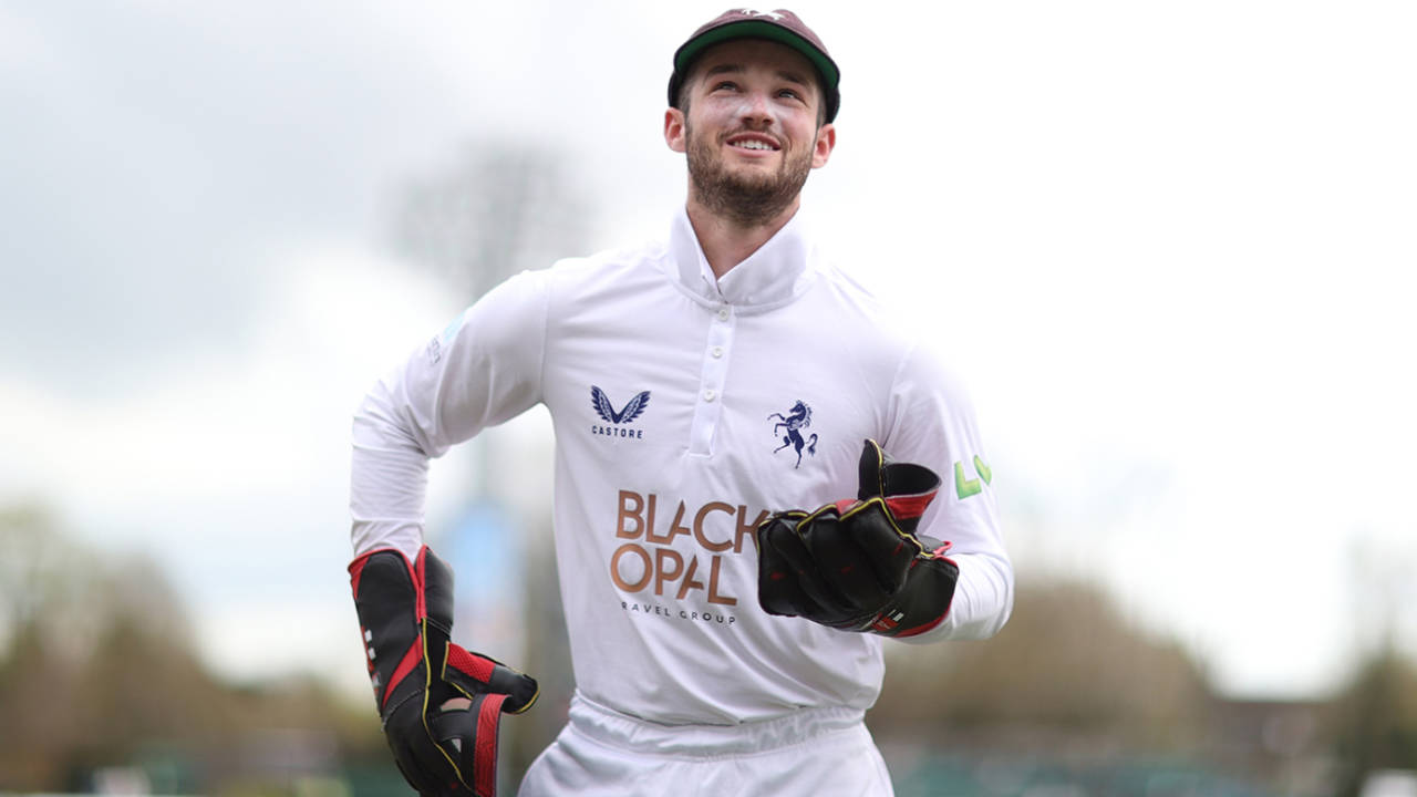 Ollie Robinson with his wicketkeeping gloves on, Kent vs Lancashire, LV= Insurance Championship, division one, 1st day, April 14, 2022
