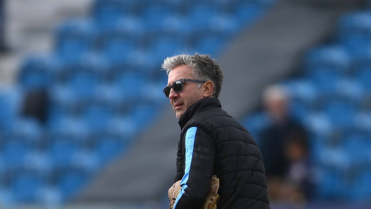 Sussex coach Ian Salisbury takes a look at the pitch, Sussex vs Glamorgan, Vitality T20 Blast, South Group, Hove, May 26, 2022