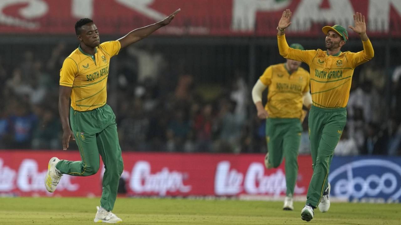 Kagiso Rabada wheels off in celebration after sending back Rohit Sharma second ball, India vs South Africa, 3rd T20I, Indore, October 4, 2022