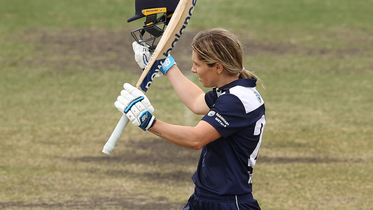 Sophie Molineux brought up her first WNCL hundred, Victoria vs Tasmania, WNCL, Junction Oval, October 6, 2022