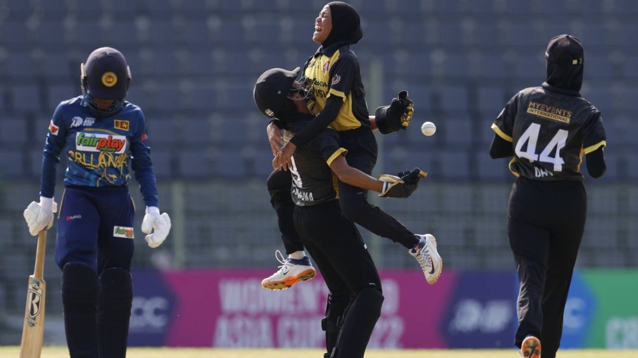 Aisya Eleesa is jubilant after dismissing Harshitha Samarawickrama, Malaysia vs Sri Lanka, Sylhet, Women's Asia Cup, October 8, 2022