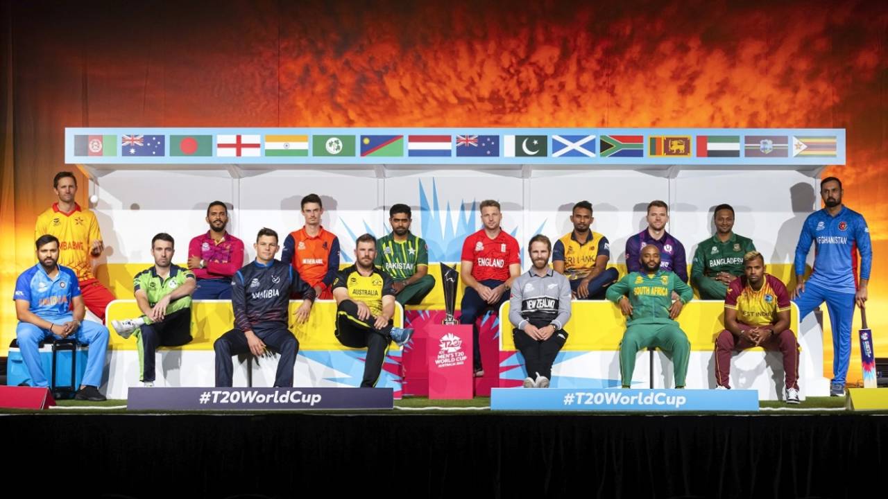 All the participating captains, with the trophy they will be battling it out for&nbsp;&nbsp;&bull;&nbsp;&nbsp;Getty Images