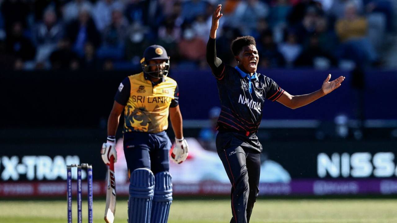 Ben Shikongo appeals for an lbw against Bhanuka Rajapaksa that would have given him his hat-trick, Men's T20 World Cup 2022, 1st Round, Group A, Geelong, October 16, 2022