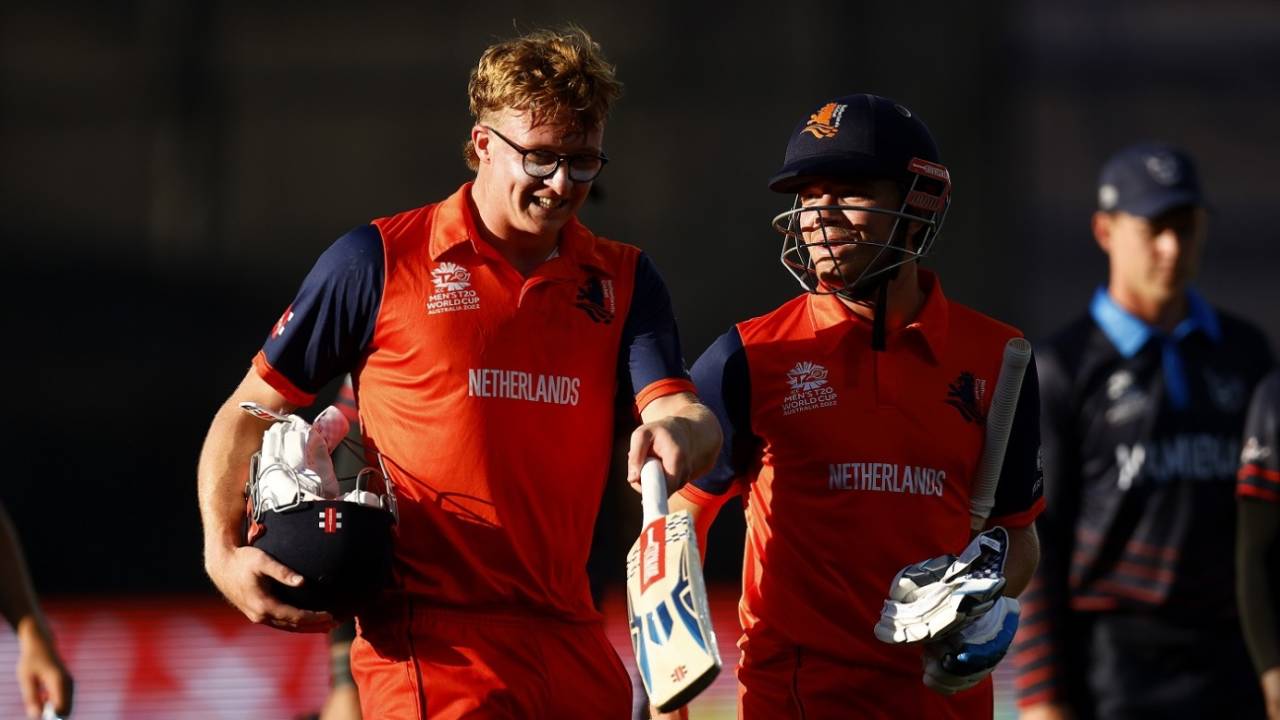 Tim Pringle and Bas de Leede closed off a tricky chase against Namibia&nbsp;&nbsp;&bull;&nbsp;&nbsp;ICC via Getty Images
