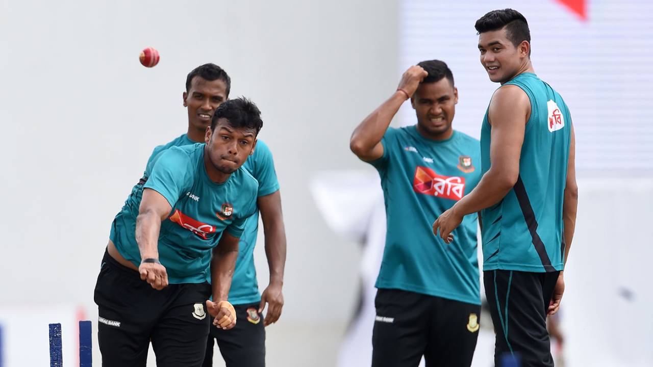Rubel Hossain, Subashis Roy and Taskin Ahmed watch Kamrul Islam bowl