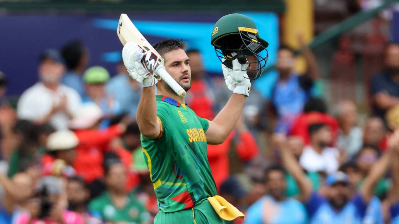 Rilee Rossouw fell after scoring a 56-ball 109, Bangladesh vs South Africa, T20 World Cup, Sydney, October 27, 2022