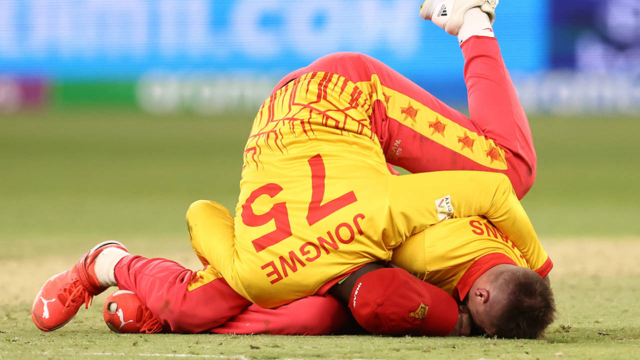 Luke Jongwe and Brad Evans celebrate after the famous win, Pakistan vs Zimbabwe, T20 World Cup, Perth, October 27, 2022