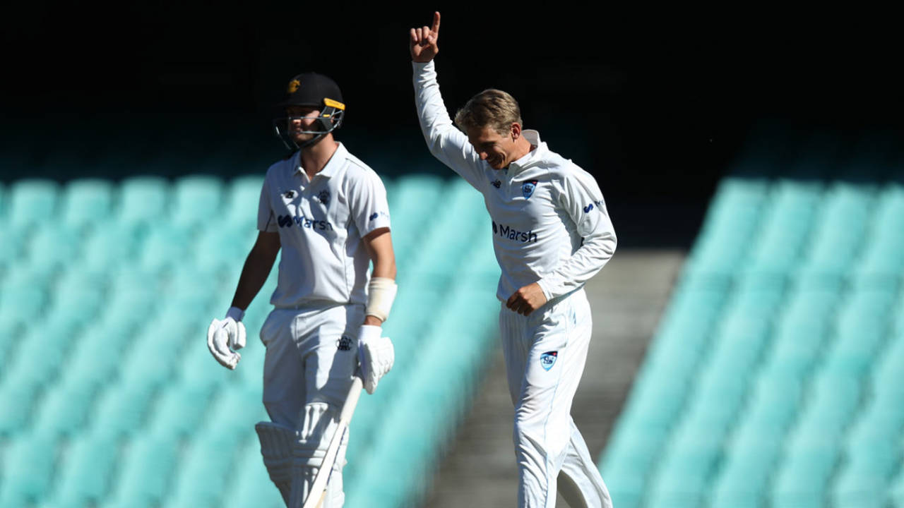 Legspinner Toby Gray marked his debut with three wickets, New South Wales vs Western Australia, Sheffield Shield, SCG, November 22, 2022