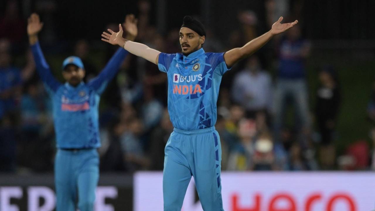 Arshdeep Singh celebrates the wicket of Finn Allen, New Zealand vs India, 3rd T20I, Napier, November 22, 2022