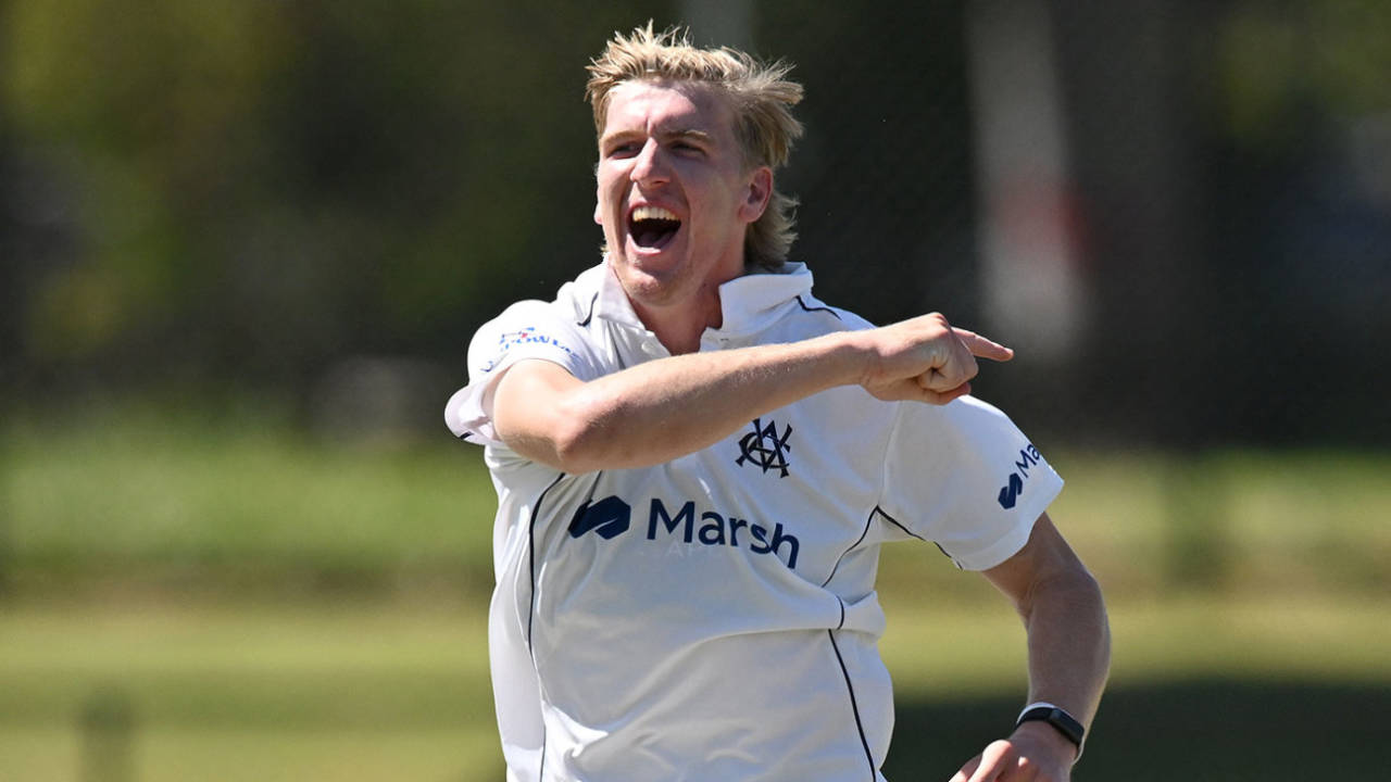 Will Sutherland finished with nine wickets in the match, Victoria vs New South Wales, Sheffield Shield, Junction Oval, December 4, 2022