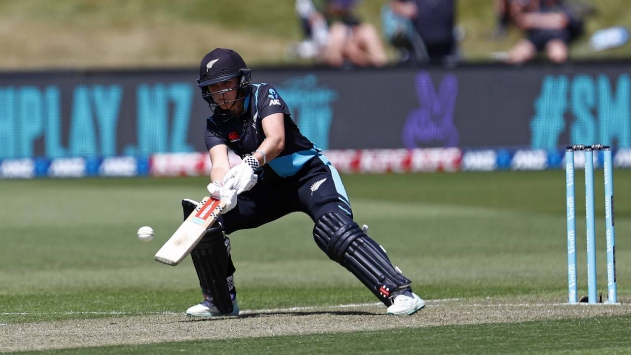 Amelia Kerr provided New Zealand with a strong finish, New Zealand vs Bangladesh, 3rd Women's T20I, Queenstown, December 7, 2022
