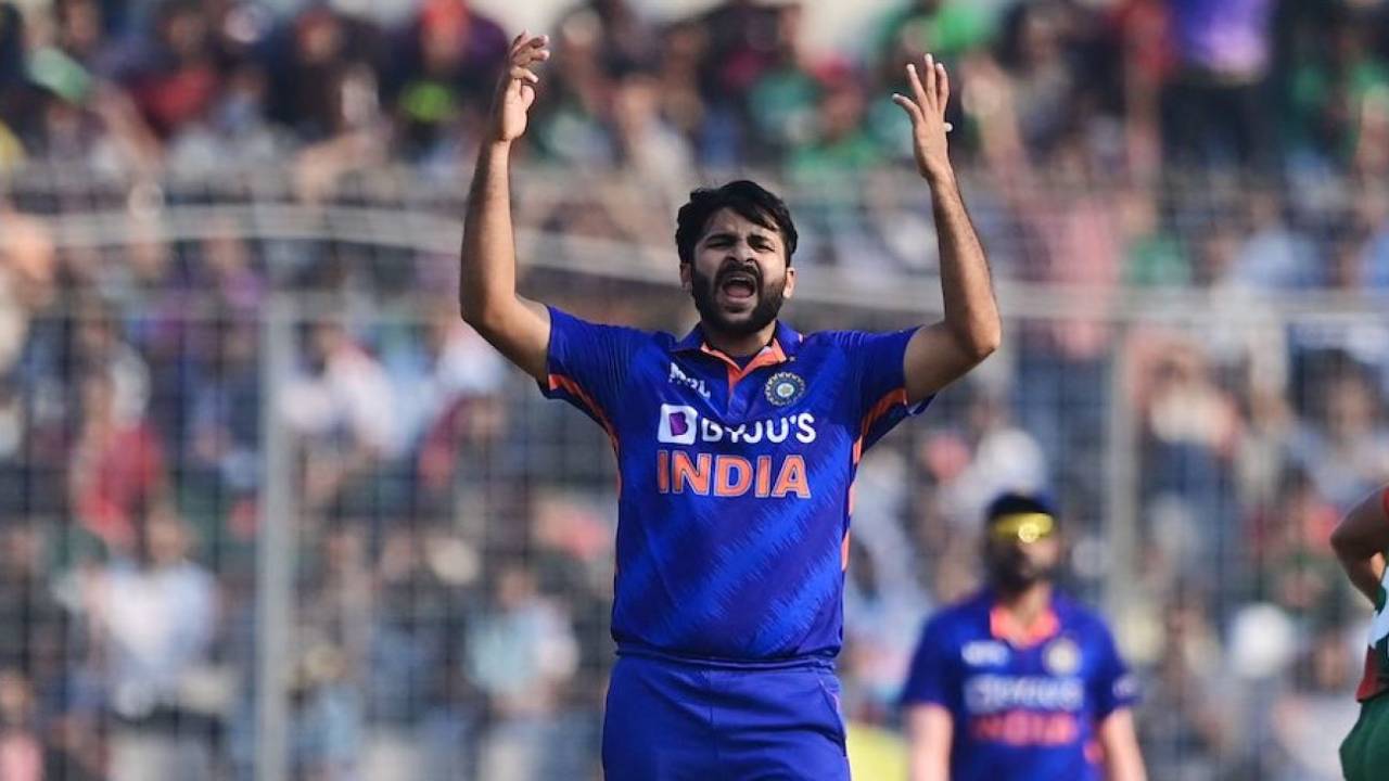 Shardul Thakur is India's top wicket-taker in the middle overs since 2020, but he was wicketless on Wednesday&nbsp;&nbsp;&bull;&nbsp;&nbsp;AFP via Getty Images