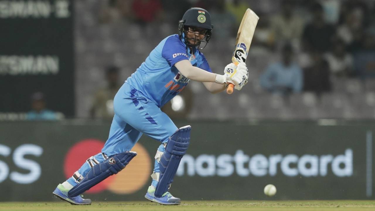 Deepti Sharma helped India finish strong in the first T20I against Australia&nbsp;&nbsp;&bull;&nbsp;&nbsp;BCCI