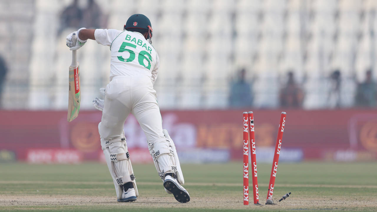 Babar Azam had his stumps rearranged, Pakistan vs England, 2nd Test, Multan, 2nd day, December 10, 2022