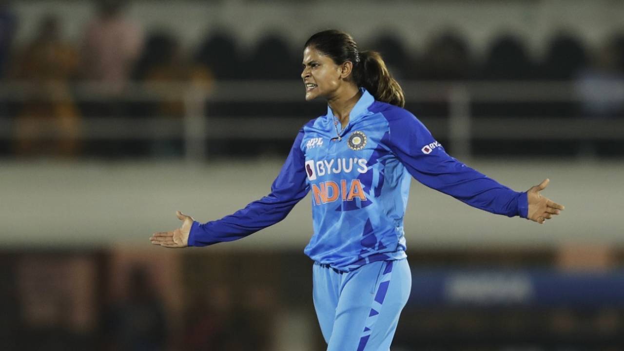 Radha Yadav celebrates after castling Tahlia McGrath, India vs Australia, 4th T20I, Mumbai, December 17, 2022