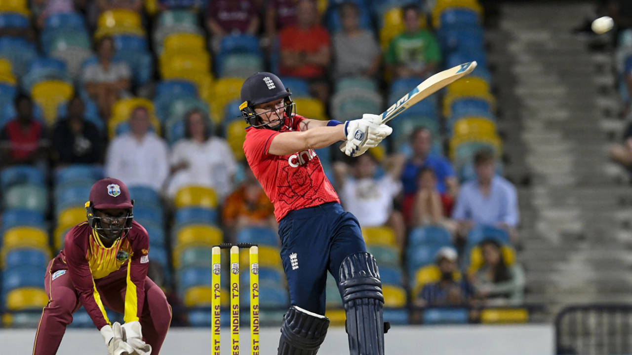 Heather Knight nails a pull over the leg side, West Indies vs England Women, 3rd T20I, Kensington Oval, Barbados, December 17, 2022