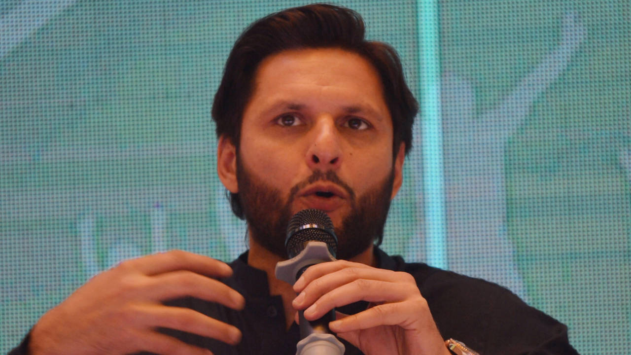 Shahid Afridi speaks at a press conference to present his autobiography, Karachi, May 4, 2019