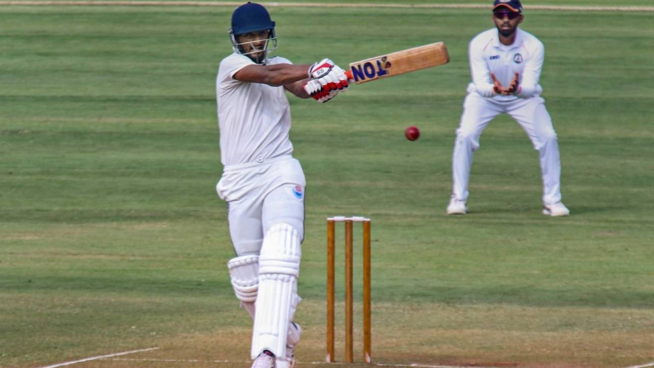 Musaif Ajaz pulls one away, Vidarbha vs Jammu & Kashmir, Ranji Trophy, 1st day, Nagpur, December 27, 2022
