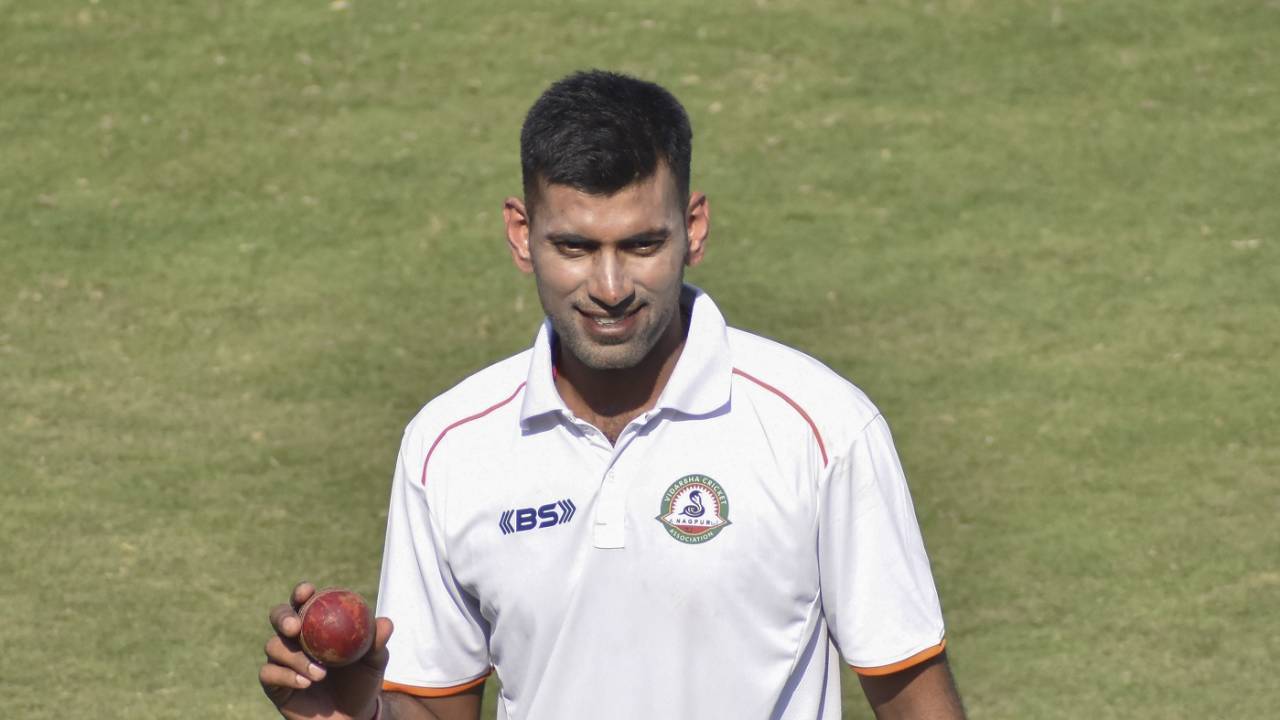 Akshay Wakhare picked up four wickets in the fourth innings to take Vidarbha to victory, Vidarbha vs Tripura, Ranji Trophy 2022-23, 4th day, Nagpur, December 23, 2022