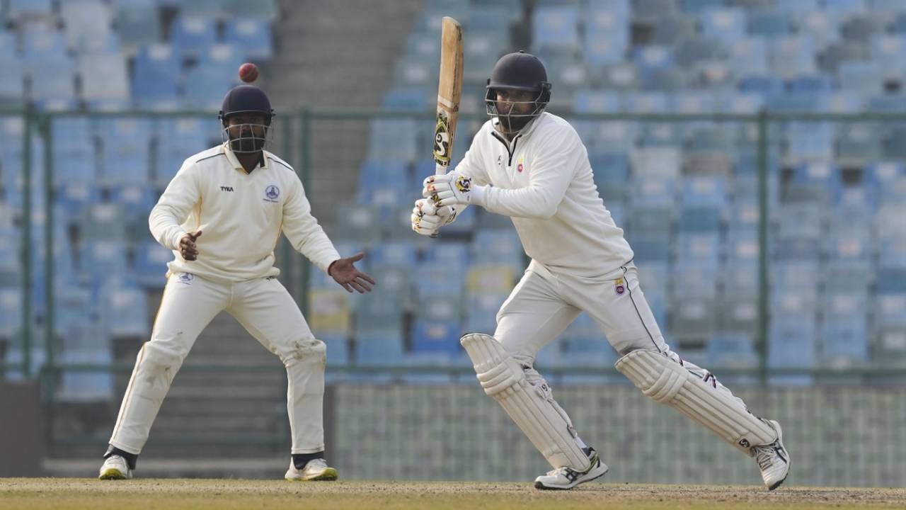 Delhi's Vaibhav Rawal dabs one away, Delhi vs Tamil Nadu, Ranji Trophy 2022-23, Delhi, December 30, 2022