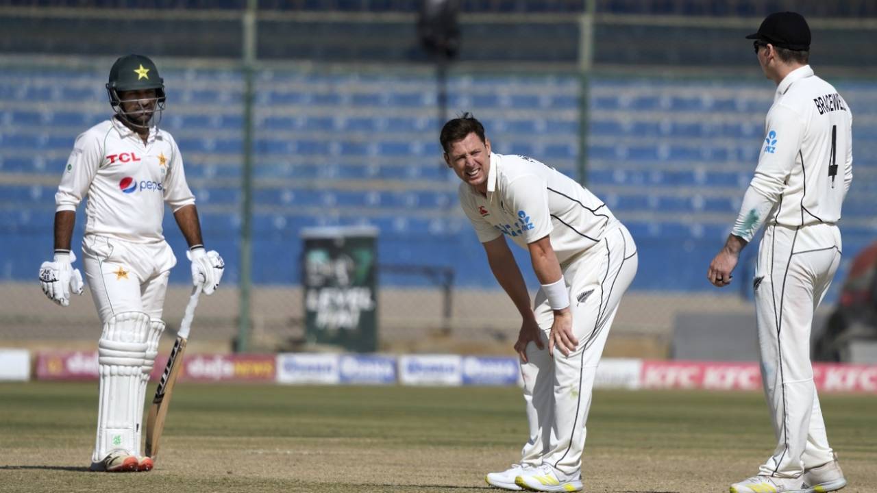 पाकिस्तान के ख़िलाफ़ टेस्ट सीरीज़ के दौरान हेनरी&nbsp;&nbsp;&bull;&nbsp;&nbsp;AP