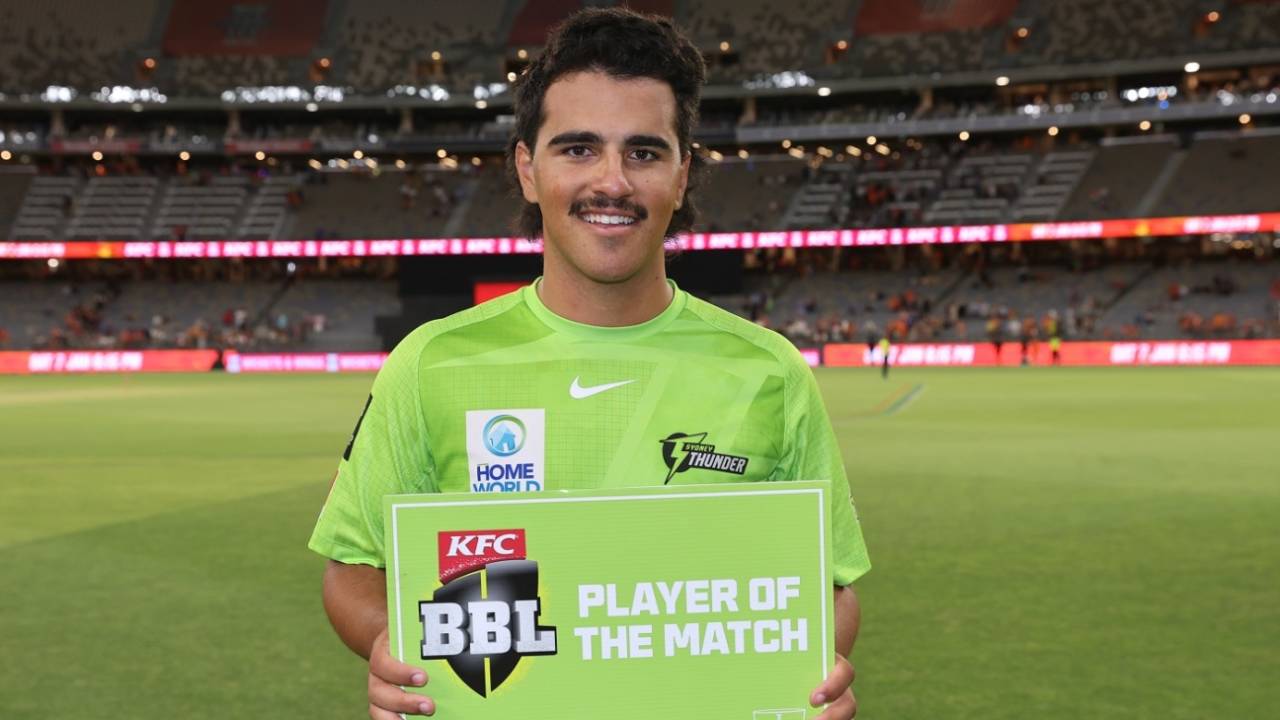 Oliver Davies picked up the Player of the Match award for his 47-ball 58, Perth Scorchers vs Sydney Thunder, Big Bash League 2022-23, Perth, January 4, 2023