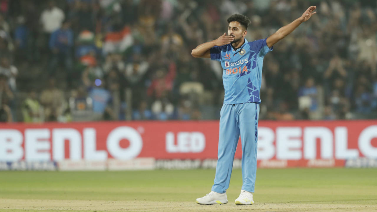 Umran Malik took two wickets in his third over, India vs Sri Lanka, 2nd T20I, Pune, January 5, 2023
