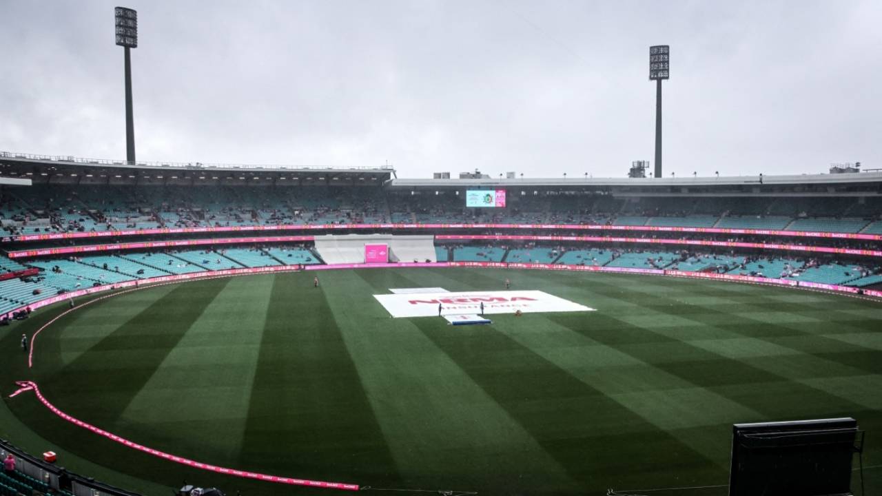 The SCG was a picture of gloom on the third morning, Australia vs South Africa, 3rd Test, Sydney, 3rd day, January 6, 2023