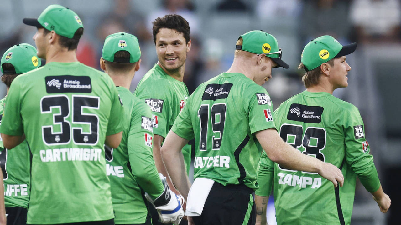 Nathan Coulter-Nile finished with figures of 4-0-17-3, Melbourne Stars vs Adelaide Strikers, BBL 2022-23, Melbourne, MCG, January 12, 2023