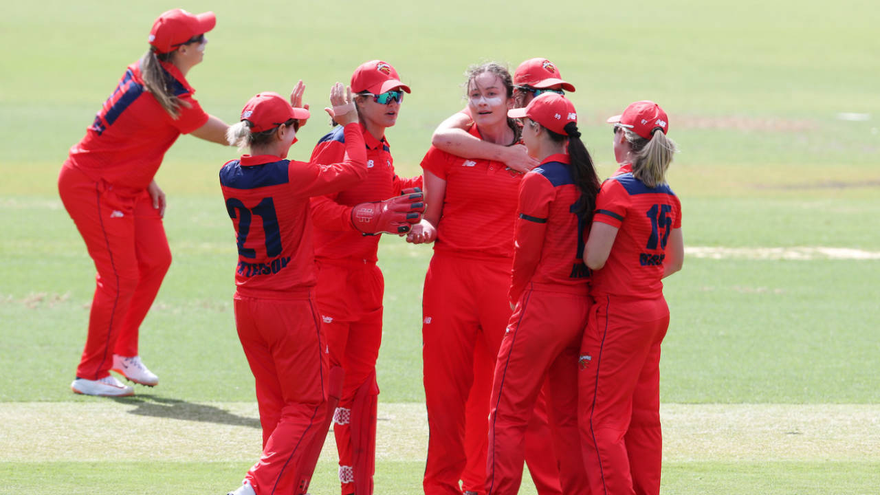 Kate Peterson is mobbed after striking for South Australia, South Australia vs New South Wales, WNCL 2022-23, Adelaide, January 19, 2023