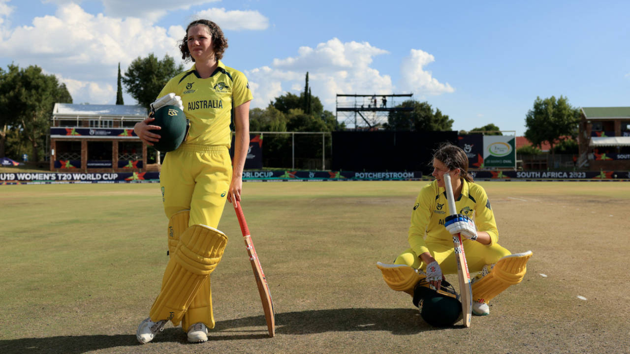 Ella Wilson and Maggie Clark after the loss, Australia vs England, Under-19 Women's T20 World Cup, semi-final, Potchefstroom, January 27, 2023