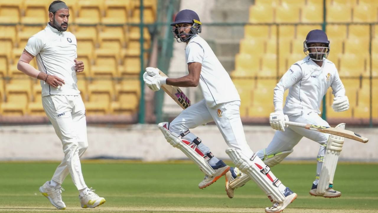 Devdutt Padikkal and Nikin Jose added 118 for the third wicket, Karnataka vs Uttarakhand, Ranji Trophy 2022-23 quarter-final, Bengaluru, 2nd day, February 1, 2023