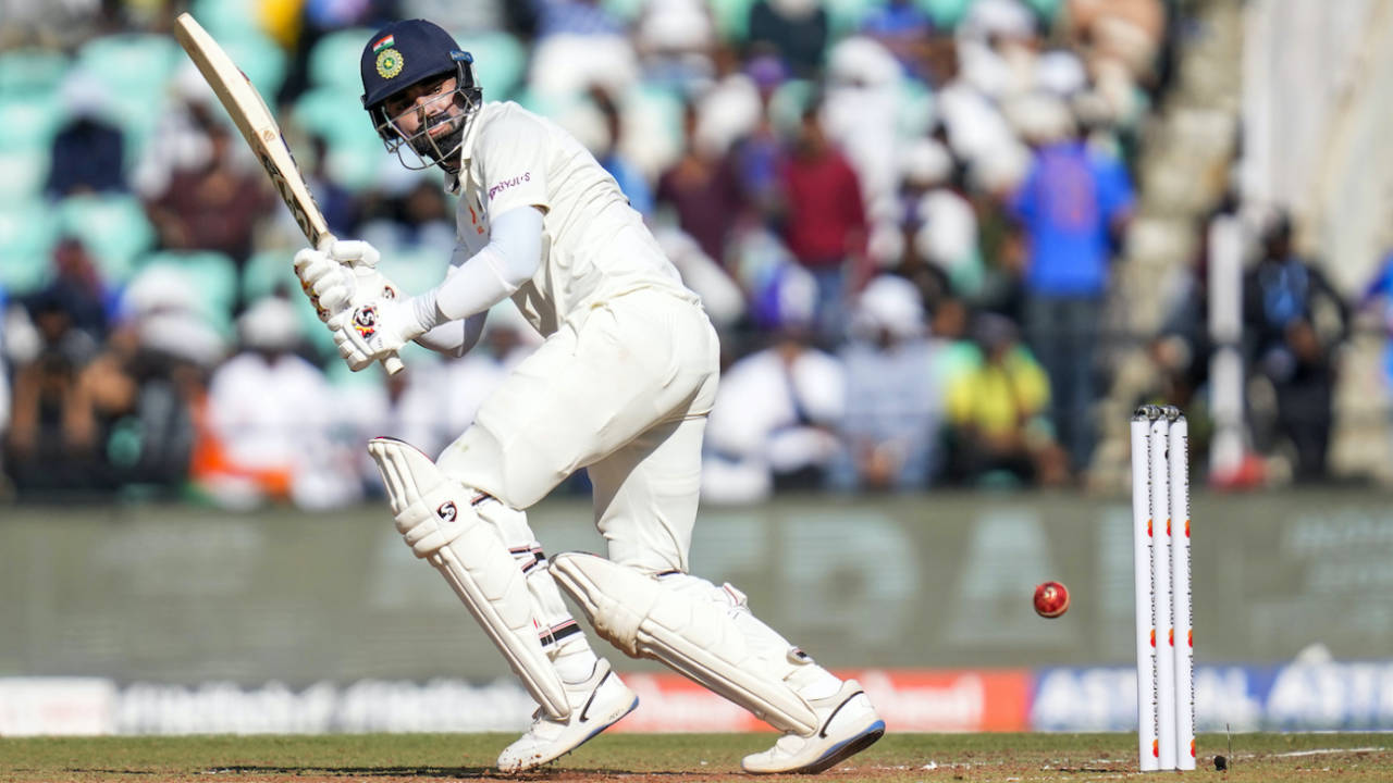 KL Rahul flicks the ball off the back foot, India vs Australia, Border-Gavaskar Trophy, 1st Test, Nagpur, 1st day, February 9, 2023