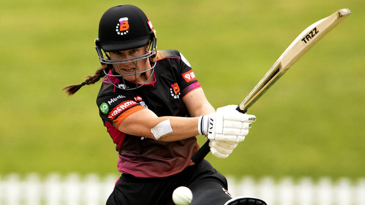 Kate Anderson smashes the ball towards the covers, Dunedin, December 12, 2021