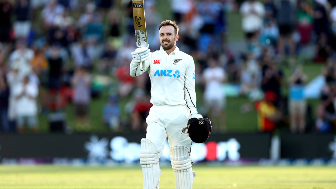 Tom Blundell acknowledges his hundred on the second afternoon&nbsp;&nbsp;&bull;&nbsp;&nbsp;Getty Images