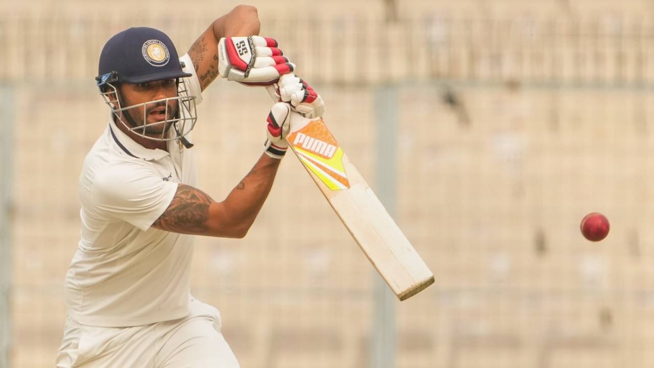 Sheldon Jackson pushes one on the off side, Bengal vs Saurashtra, Ranji Trophy final, Day 2, Kolkata, February 17, 2023