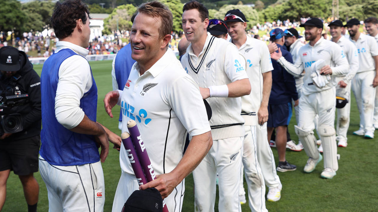Neil Wagner leaves the field after his match-turning display, New Zealand vs England, 2nd Test, Wellington, 5th day, February 28, 2023