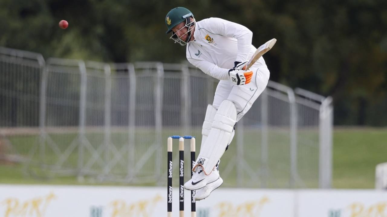 Heinrich Klaasen is caught in a tangle, South Africa vs West Indies, 1st Test, Centurion, 1st day, February 28, 2023
