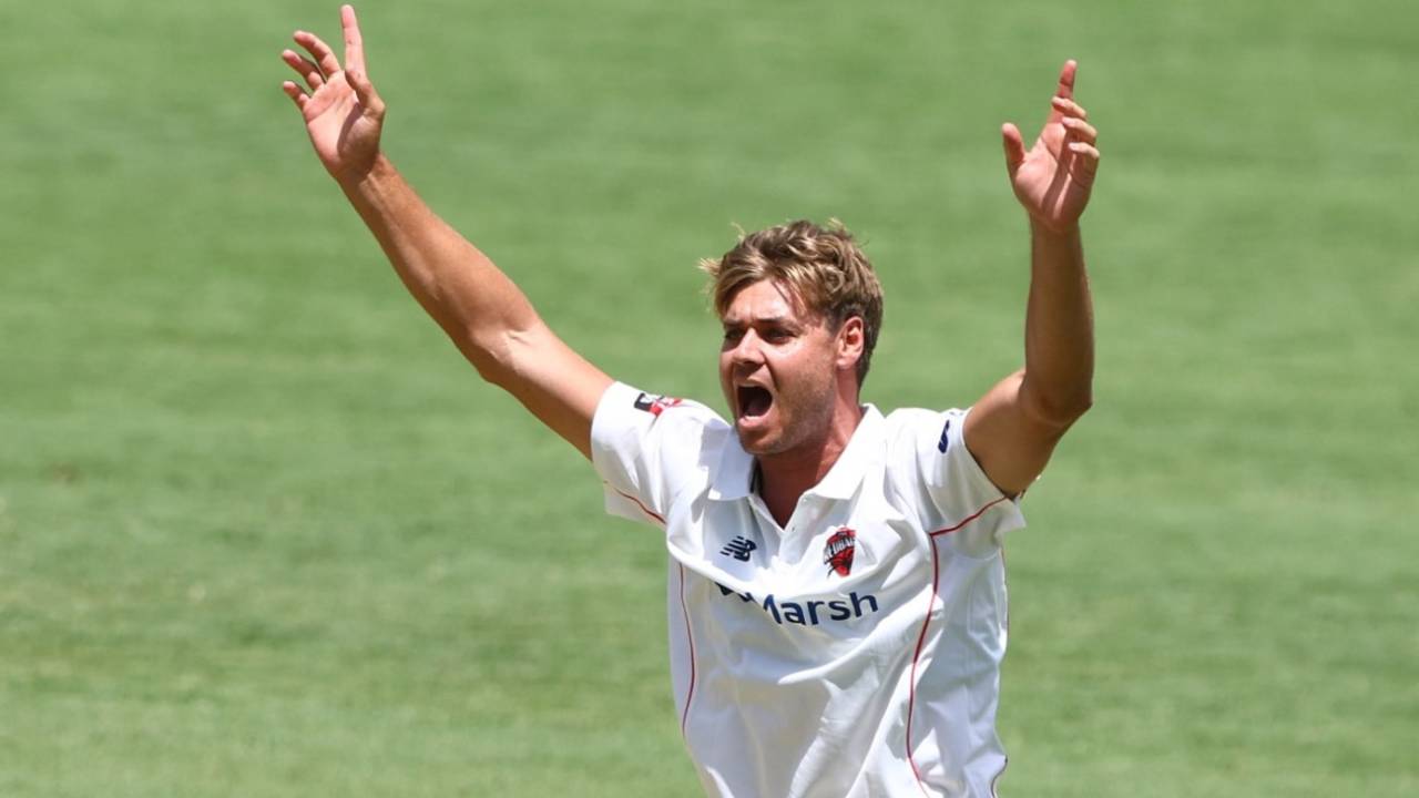 Spencer Johnson appeals for a wicket, Queensland vs South Australia, Sheffield Shield, Gabba, March 3, 2023