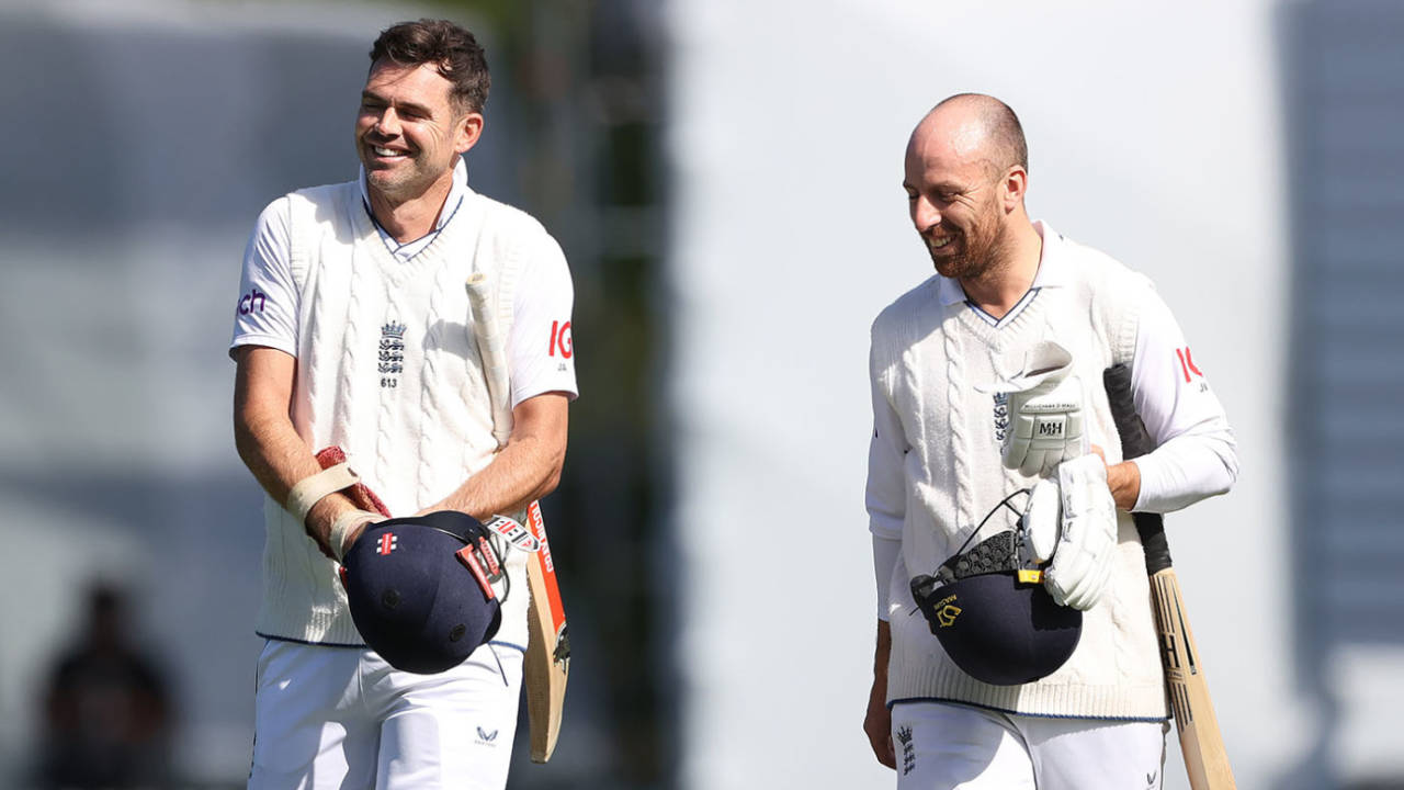 James Anderson and Jack Leach see the funny side after England lost the Wellington Test by one run, New Zealand vs England, 2nd Test, Wellington, 5th day, February 28, 2023