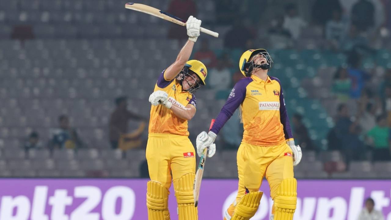 Grace Harris and Sophie Ecclestone laughed their way to a match-winning unbeaten stand of 70, UP Warriorz vs Gujarat Giants, WPL 2023, March 5, 2023, Mumbai
